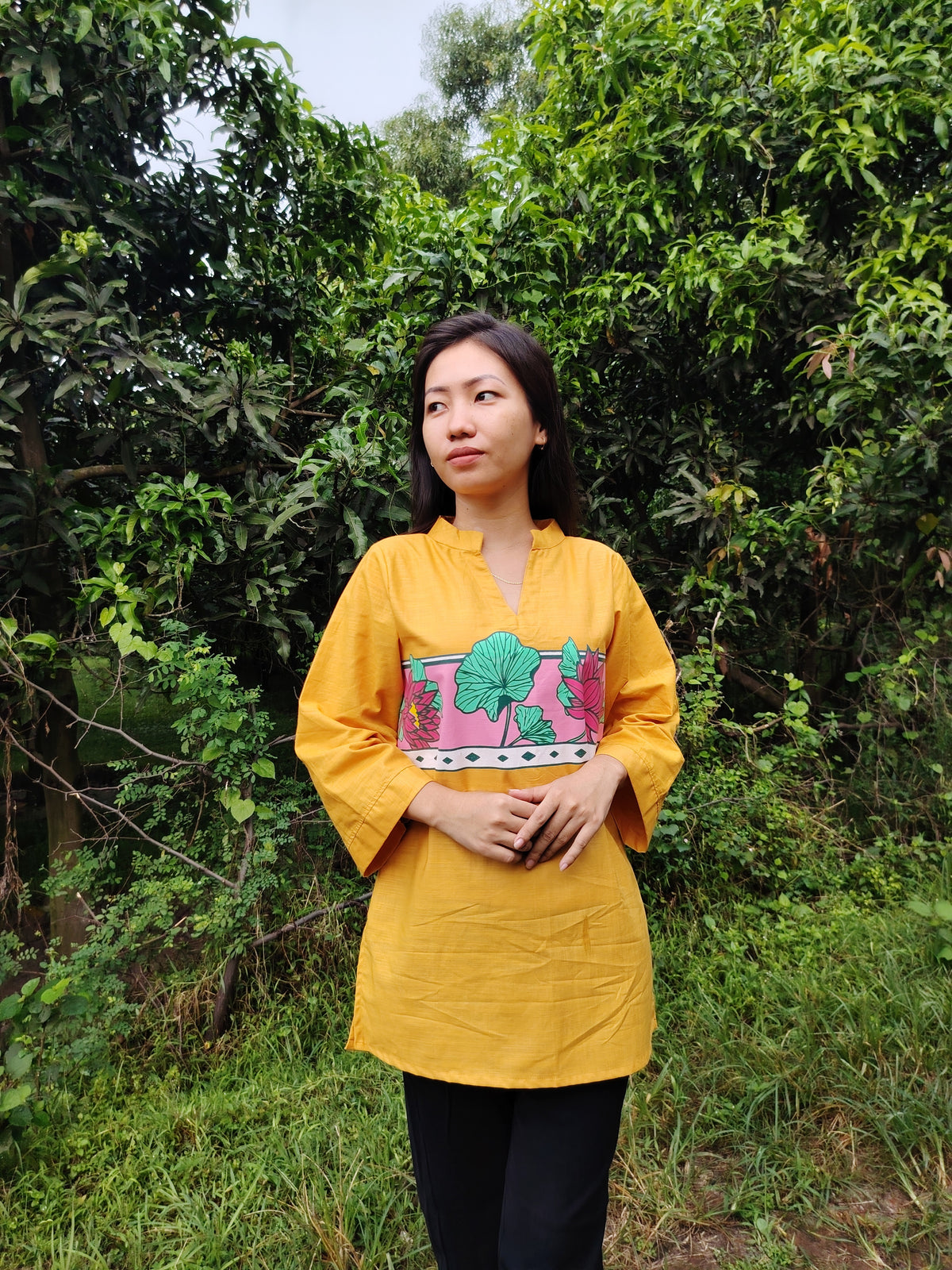 Padmapukur: Short Kurti
