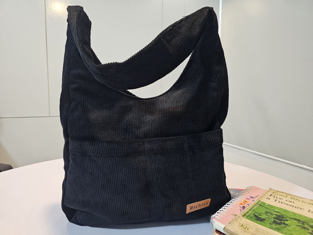 Hobo Shoulder Bag