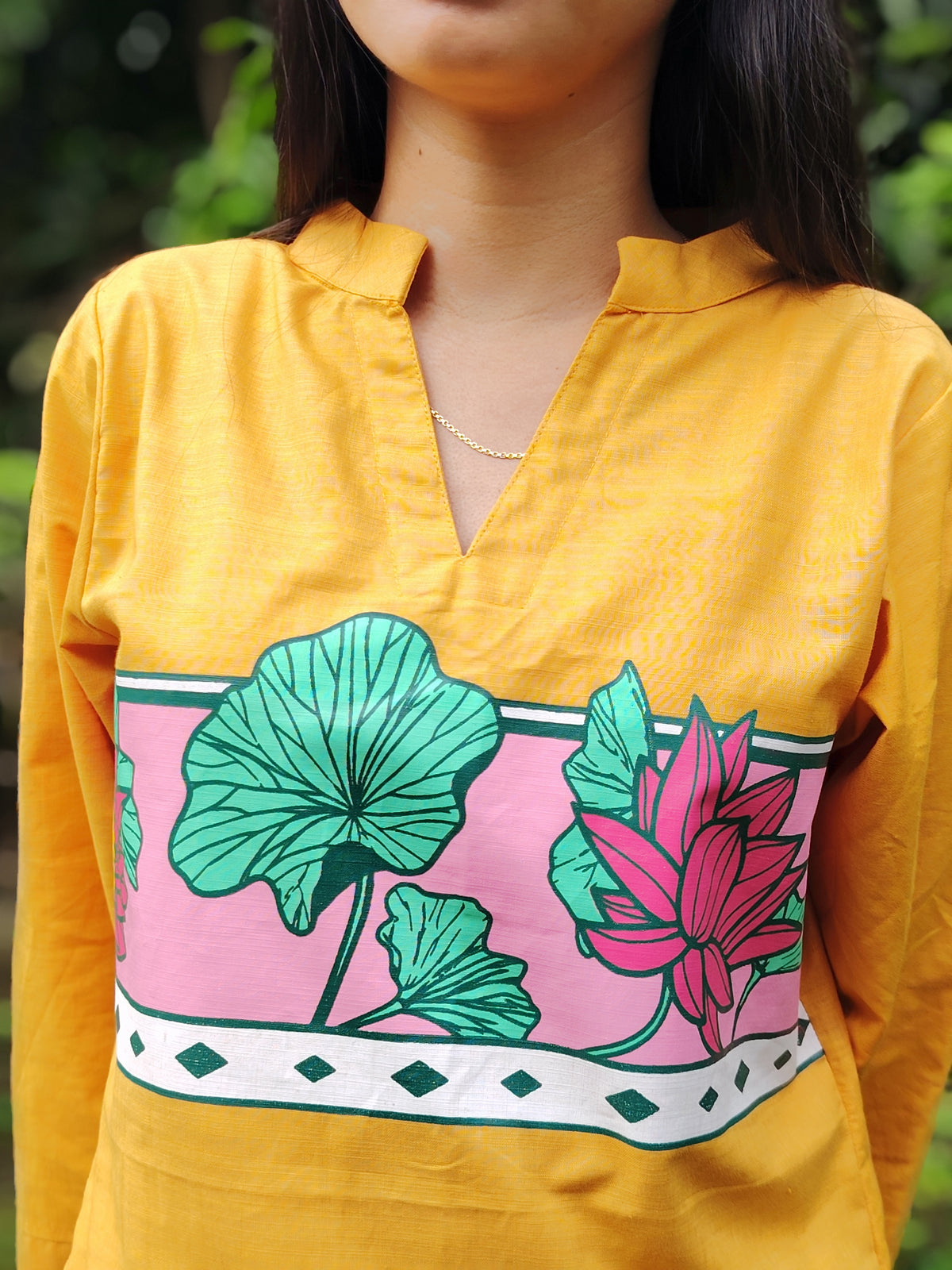 Padmapukur:  Short Kurti