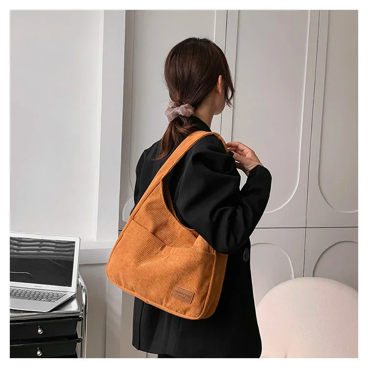 girlyio.com_Hobo Shoulder Bag